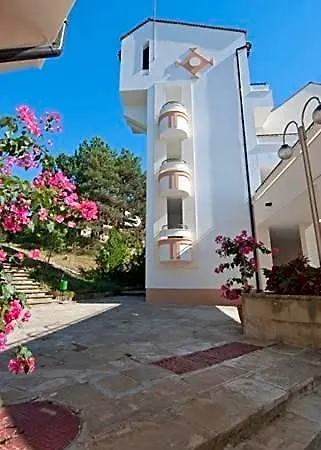Hotel Duni Village