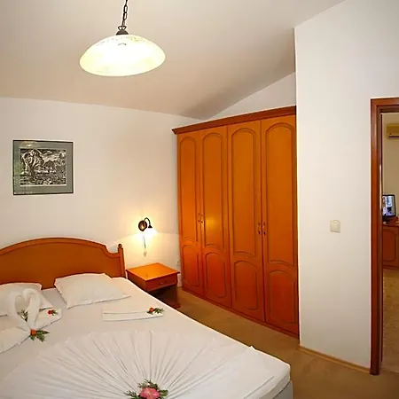Duni Village Hotel